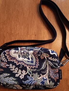 Vera Bradley RFID Convertible Pouch Crossbody Bag Java Navy Camo Pattern